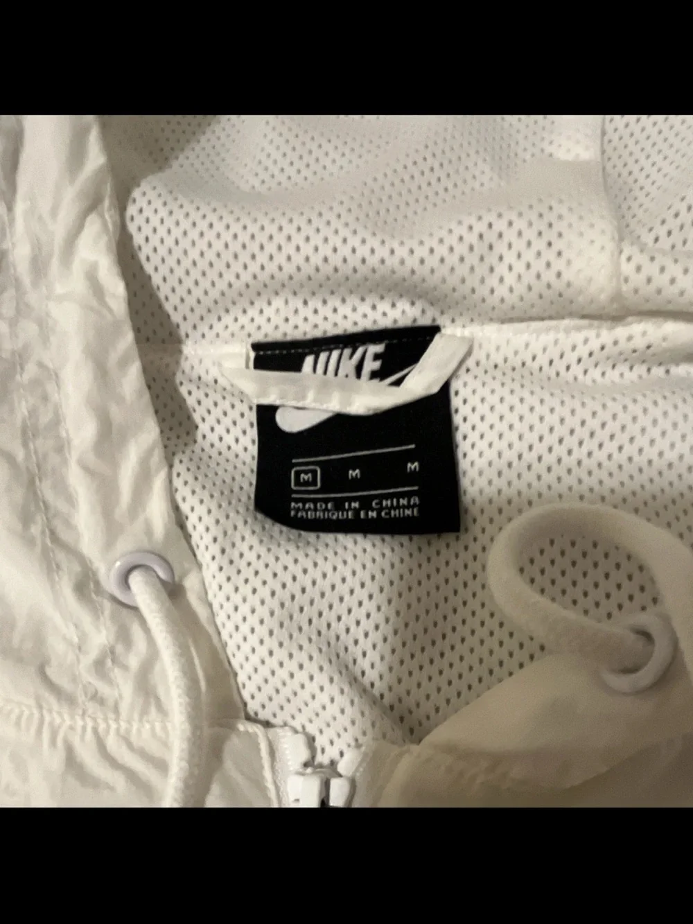 Nike White Pullover Windbreaker with Light Gray Sleeve Stripes CD0419-100